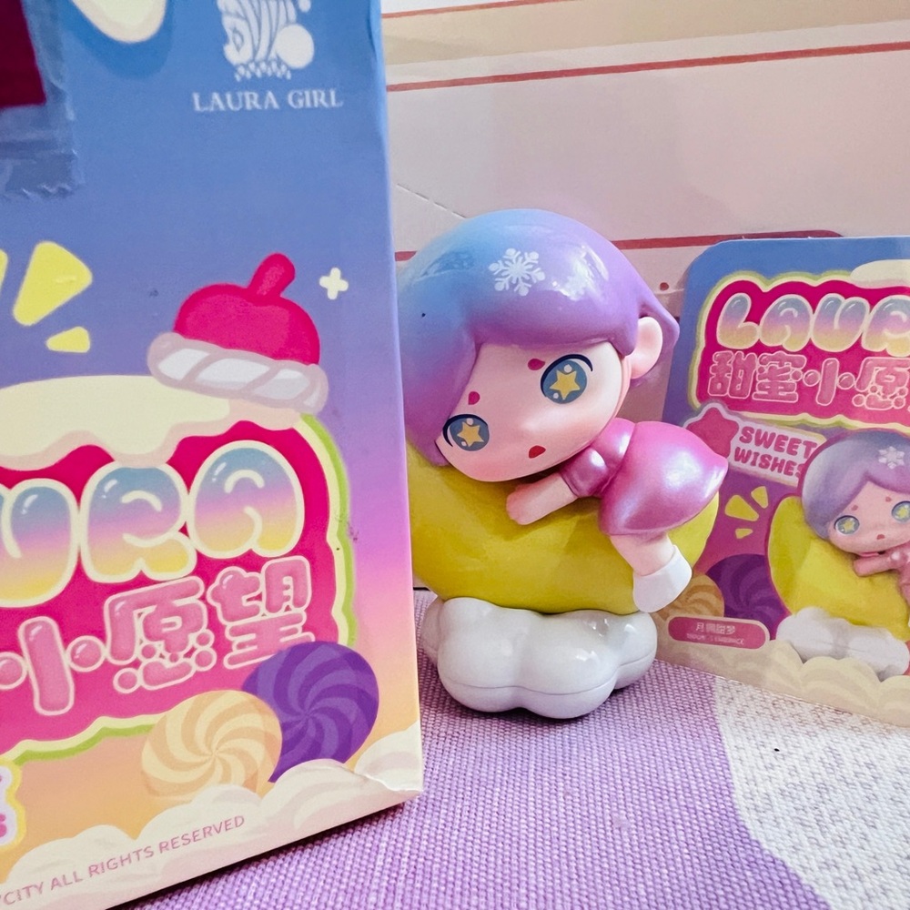 LAURA From “Sweet Wishes” Series Figures - “ Moon’s Embrace “